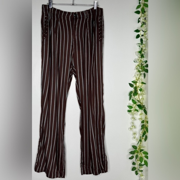 Free People Heat Wave Relaxed Chino Pants - Picture 4 of 5